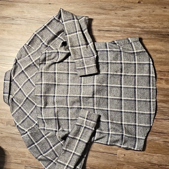 Men's RSQ Blue White Gray Plaid Flannel Long Sleevr Shirt Medium - Picture 5 of 7